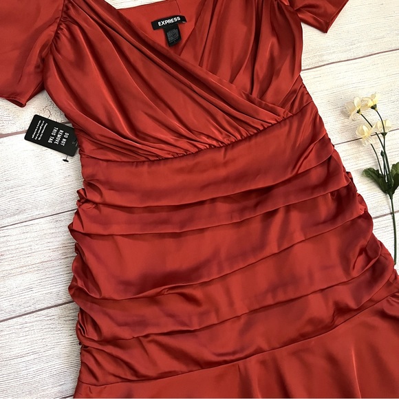 EXPRESS Satin Ruched Mini Dress - Picture 4 of 16